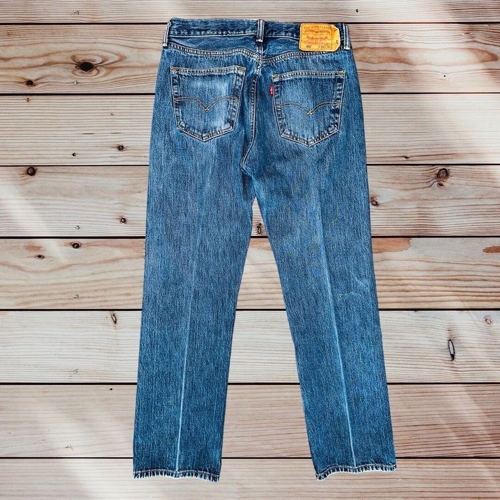 M1 Levi's 501‎ men's Button Fly jeans denim size 34 x 32 wallet imprint worn in